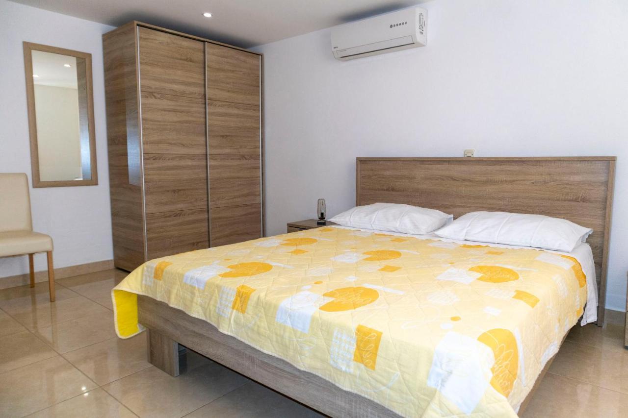 Apartments Ante มาคาร์สกา ภายนอก รูปภาพ