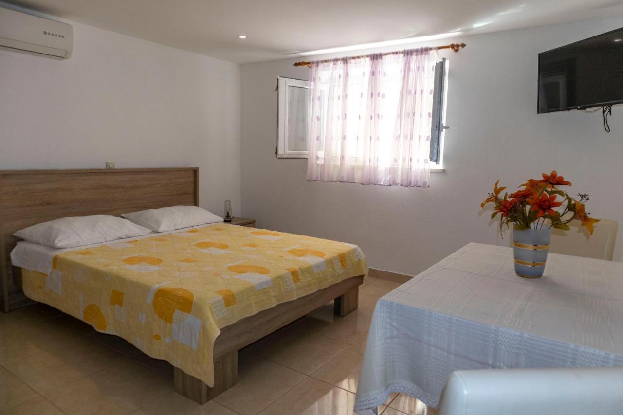 Apartments Ante มาคาร์สกา ภายนอก รูปภาพ