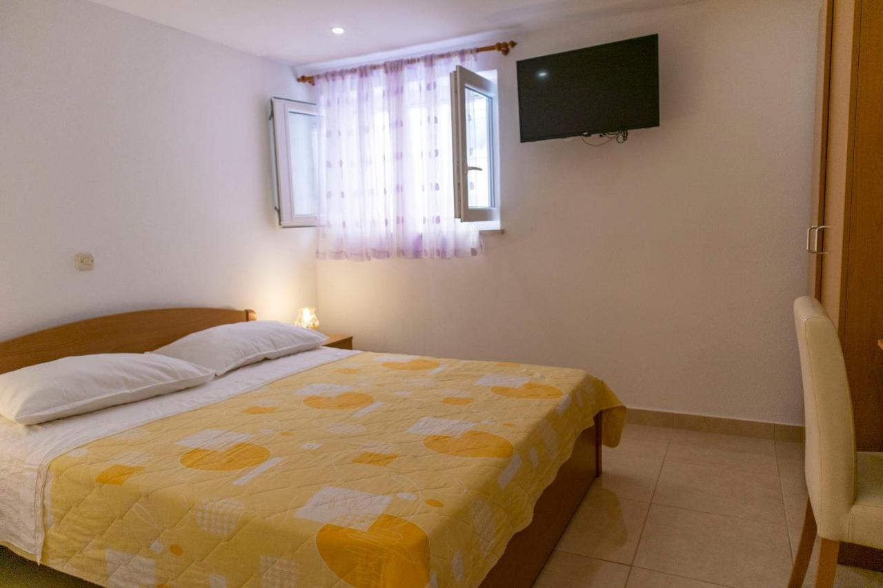 Apartments Ante มาคาร์สกา ภายนอก รูปภาพ