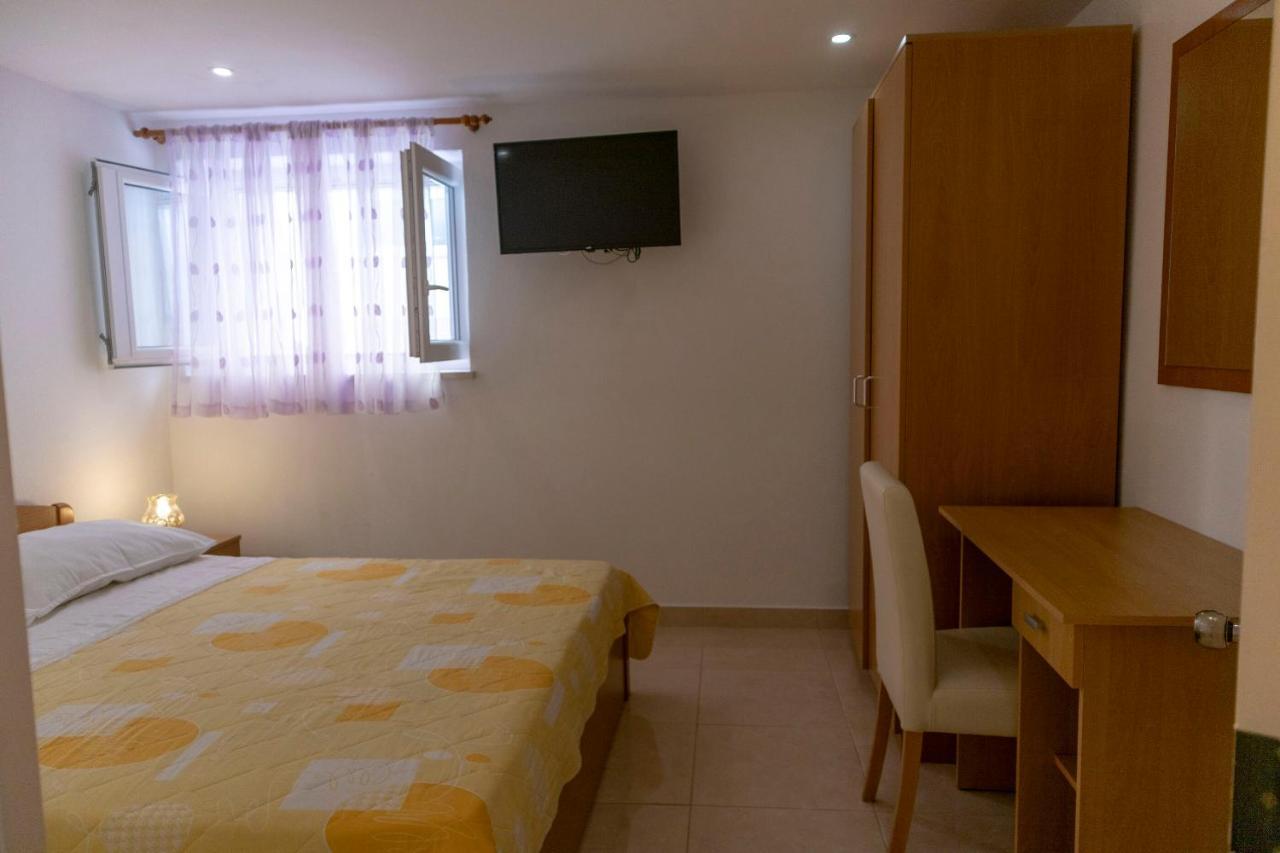 Apartments Ante มาคาร์สกา ภายนอก รูปภาพ
